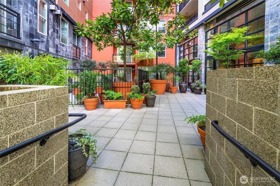 2607 Western Avenue #452, Seattle, WA 98121 - Image #3