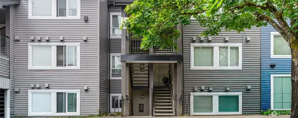 26221 116th Avenue Se #F103, Kent, WA 98030