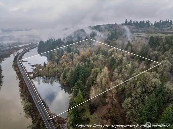 7104 Ocean Beach Highway, Longview, WA 98632