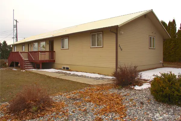 210 W Ash Street, Waterville, WA 98858