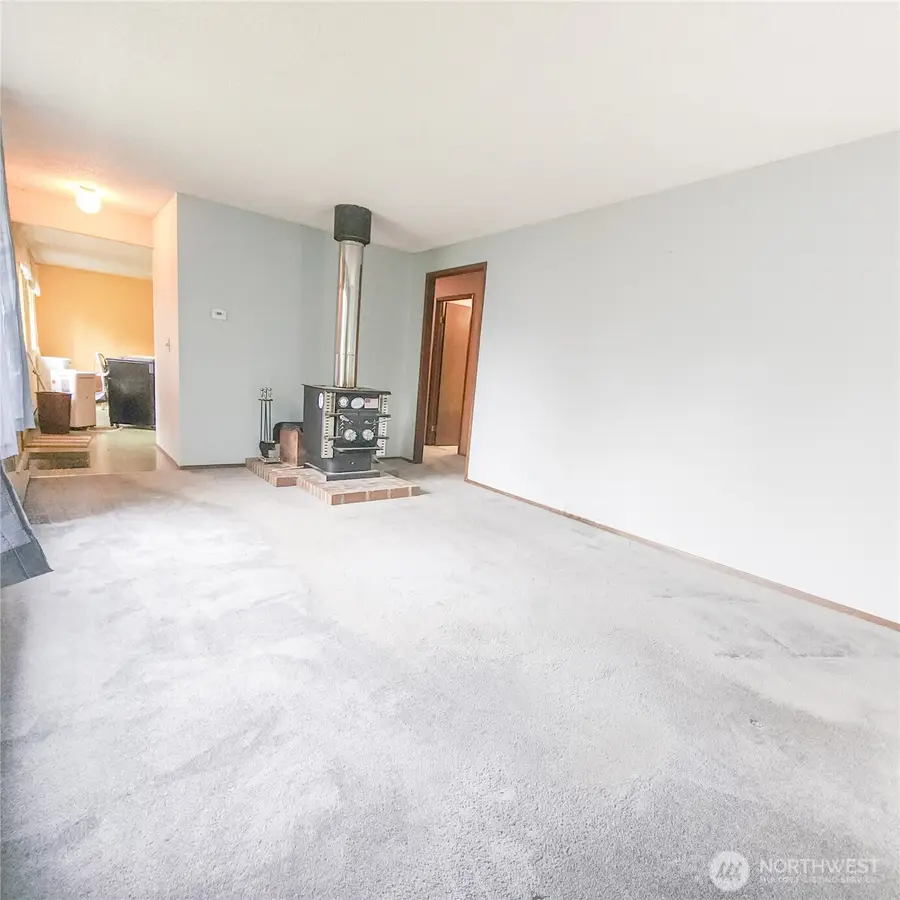 13421 122nd Avenue Ne, Kirkland, WA 98034 - Image #2