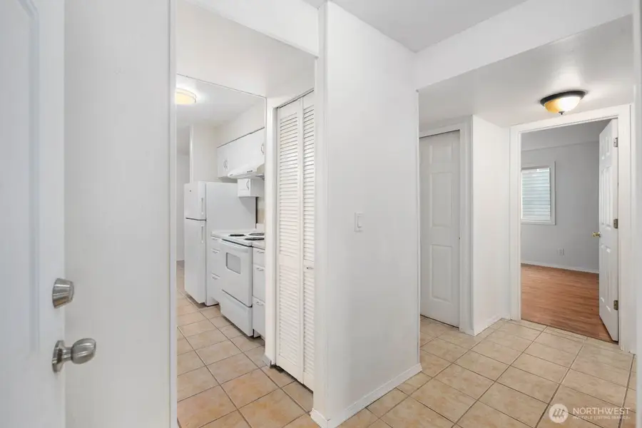 14510 124th Avenue Ne #C28, Kirkland, WA 98034 - Image #3