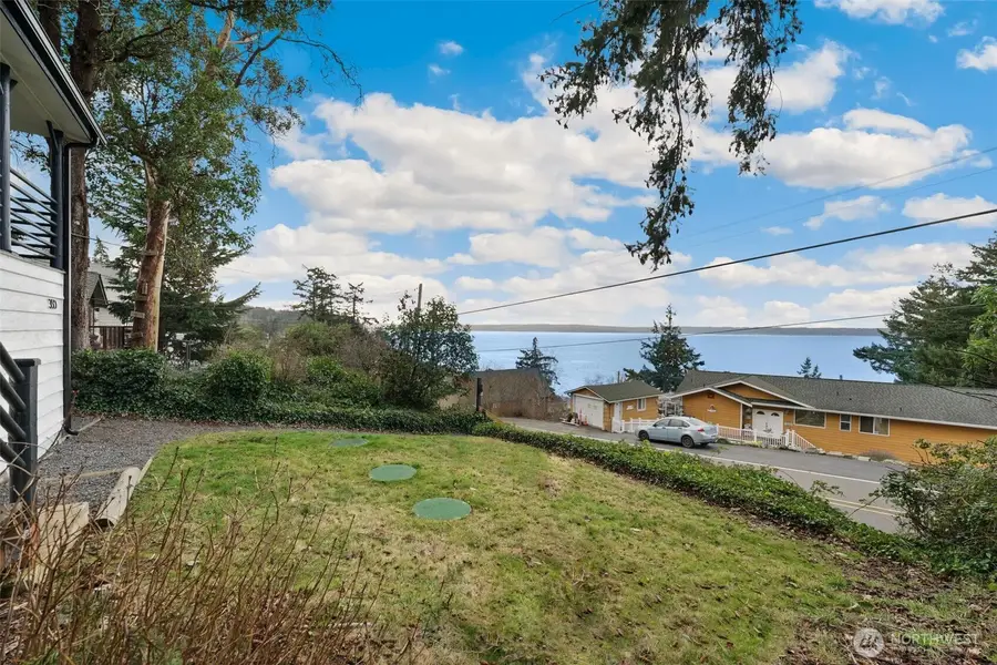 350 N Sunset Drive, Camano Island, WA 98282 - Image #3