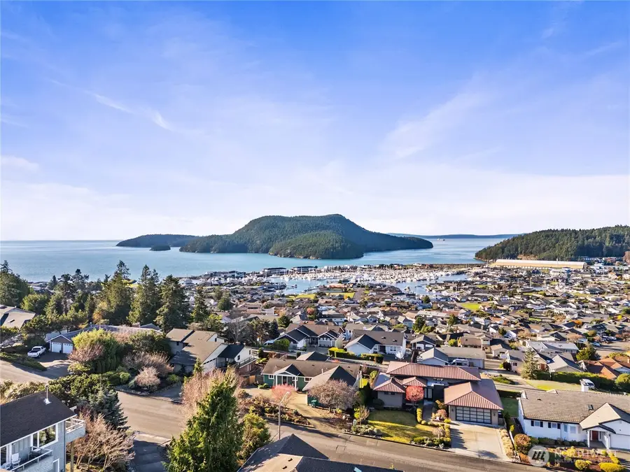 1907 Tweed Place, Anacortes, WA 98221 - Image #2