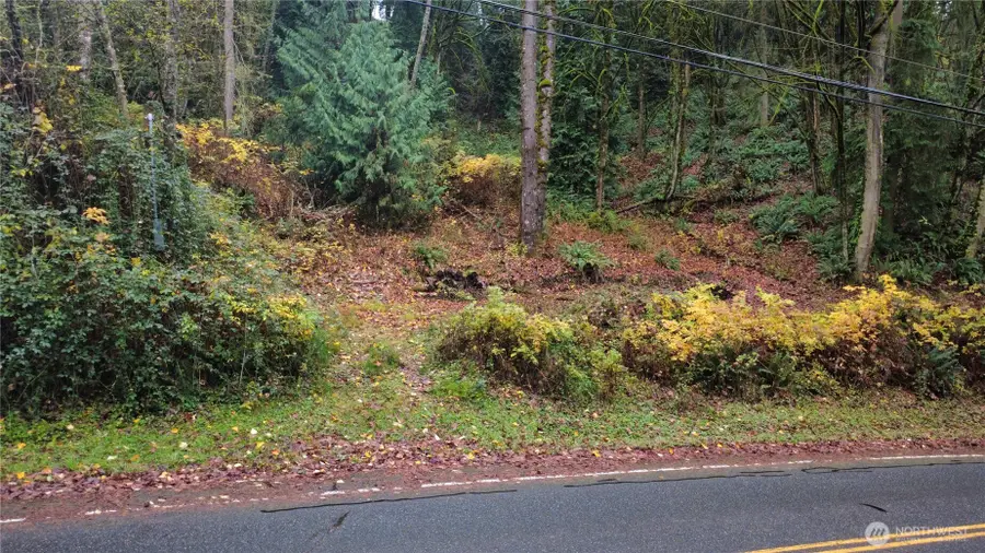 13720 Holmes Point Drive, Kirkland, WA 98034 - Image #3