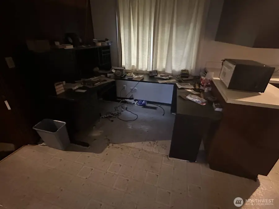 16431 48th Avenue S, Seatac, WA 98188 - Image #2