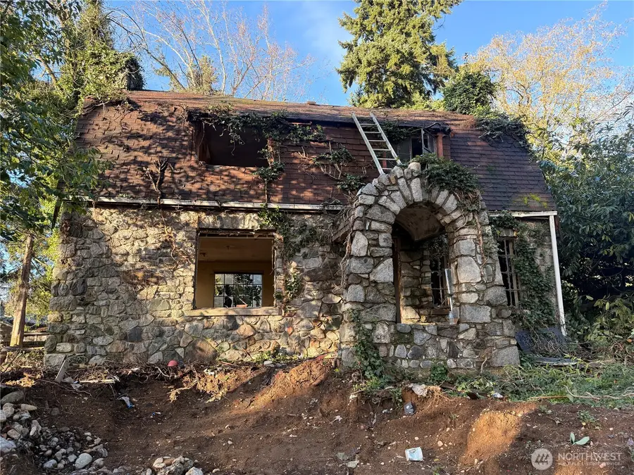 12649 16th Avenue S, Seattle, WA 98168 - Image #3