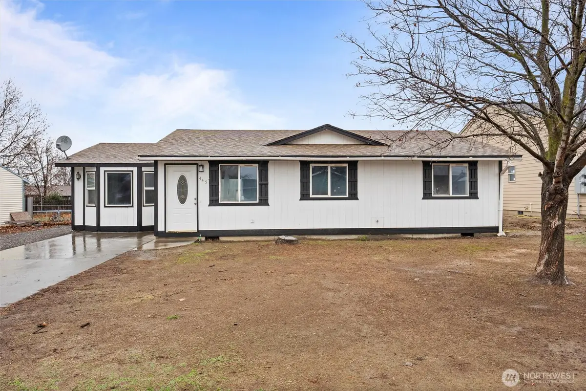 445 E Rainer Street, Othello, WA 99344 - Image #1