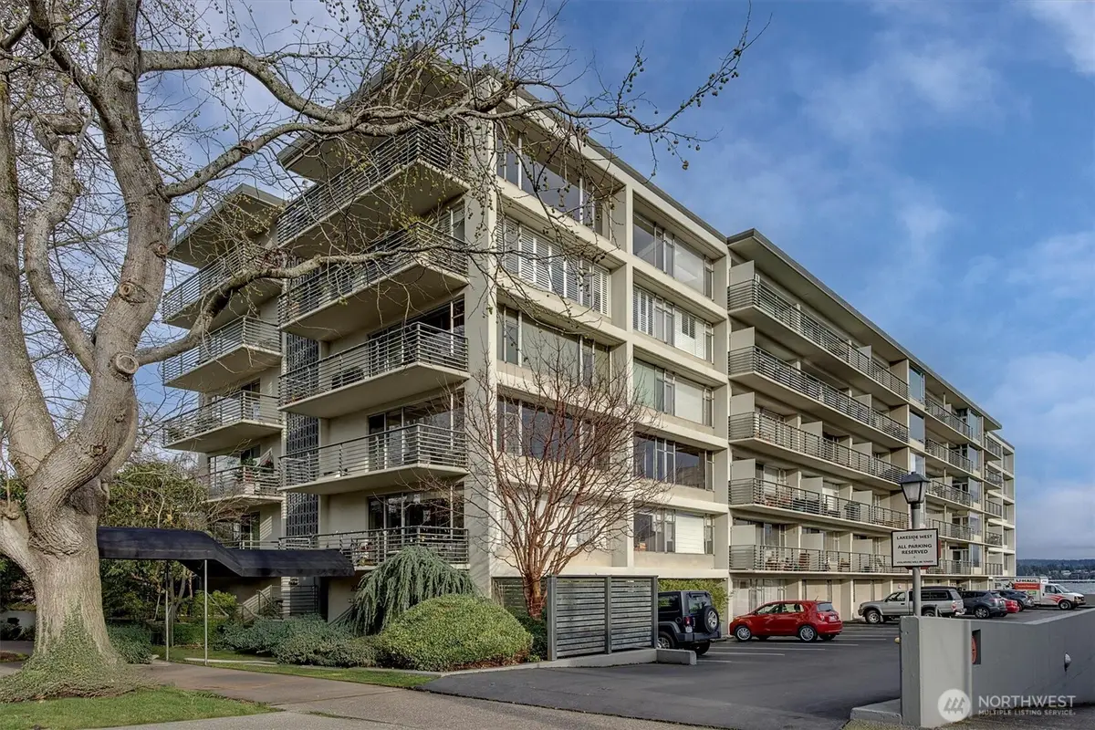 2040 43rd Avenue E #313, Seattle, WA 98112 - Image #1