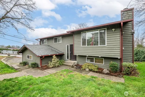 707 Alvord Avenue N, Kent, WA 98031