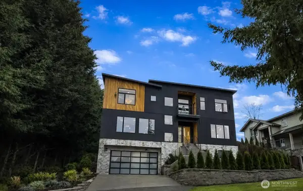 3695 122nd Avenue Se, Bellevue, WA 98006