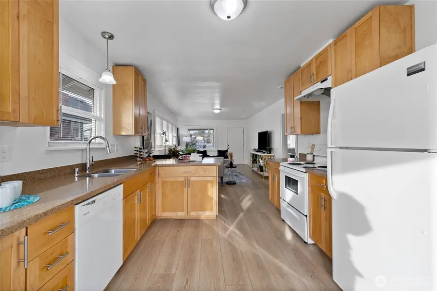 812 S 39th Street, Tacoma, WA 98418 - Image #3