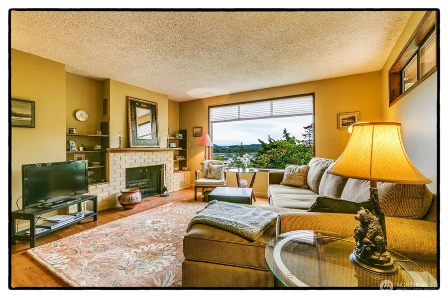 433 Klickitat, La Conner, WA 98257 - Image #2