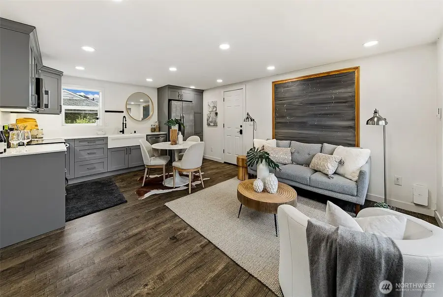 5700 241st Street Sw, Mountlake Terrace, WA 98043 - Image #2