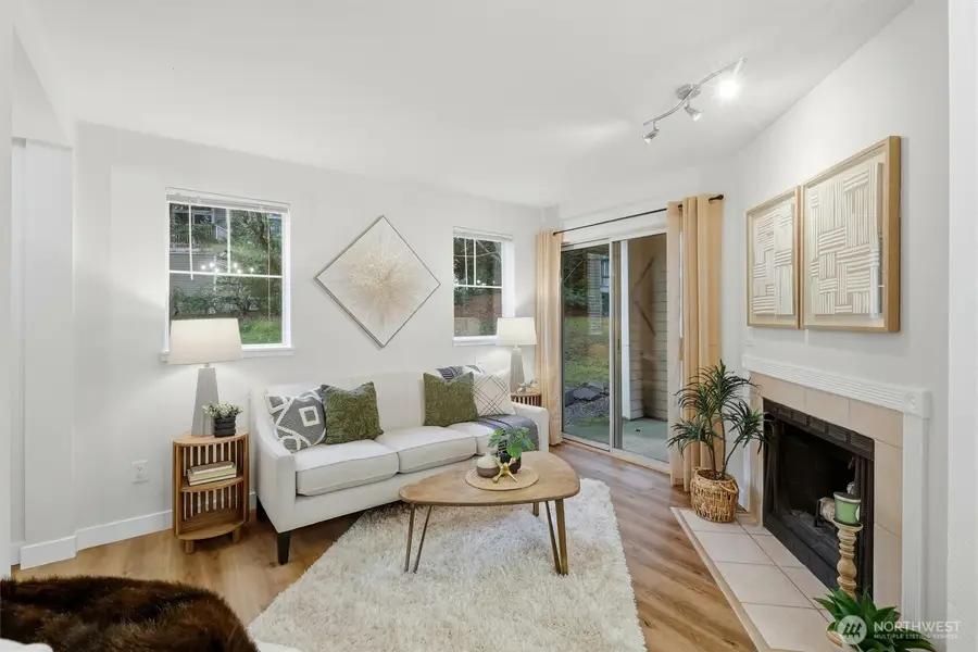 5300 Harbour Pointe Boulevard #310A, Mukilteo, WA 98275 - Image #2