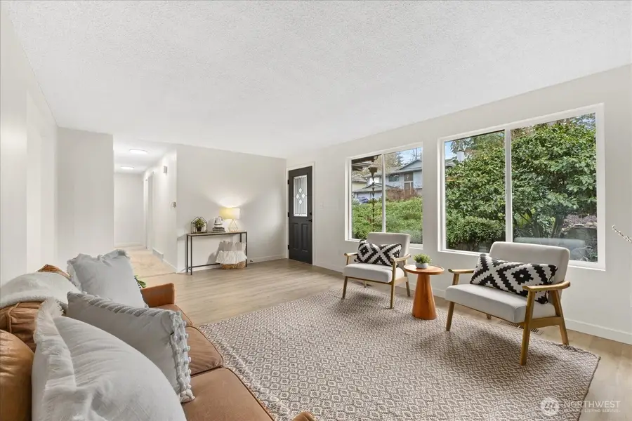 34515 25th Avenue Sw, Federal Way, WA 98023 - Image #3