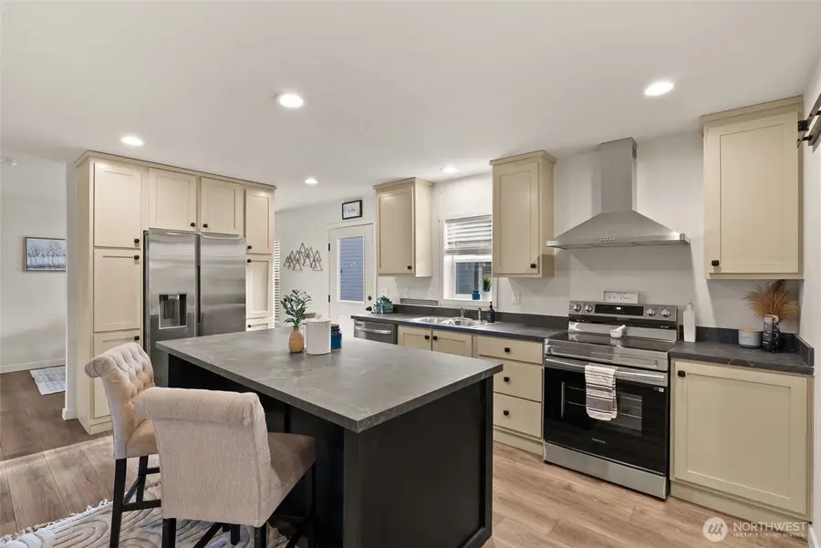 1243 SW Elzina Street, Chehalis, WA 98532 - Image #2