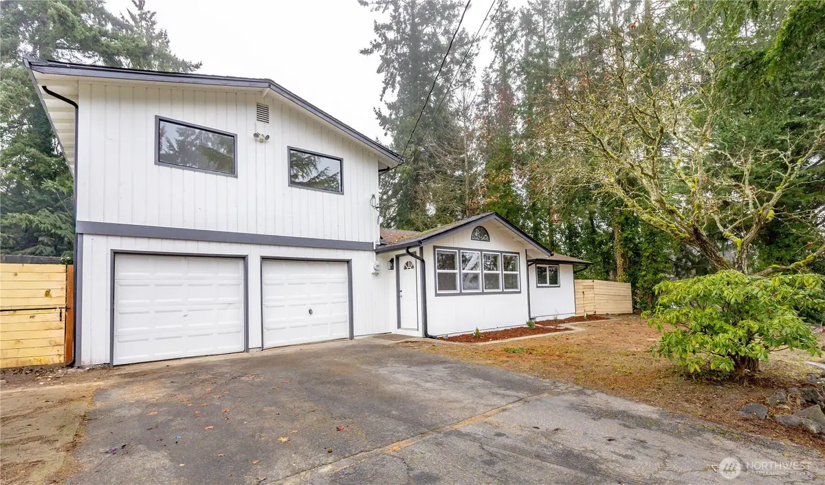 11117 Kirkwood Drive Sw, Lakewood, WA 98498 - Image #1