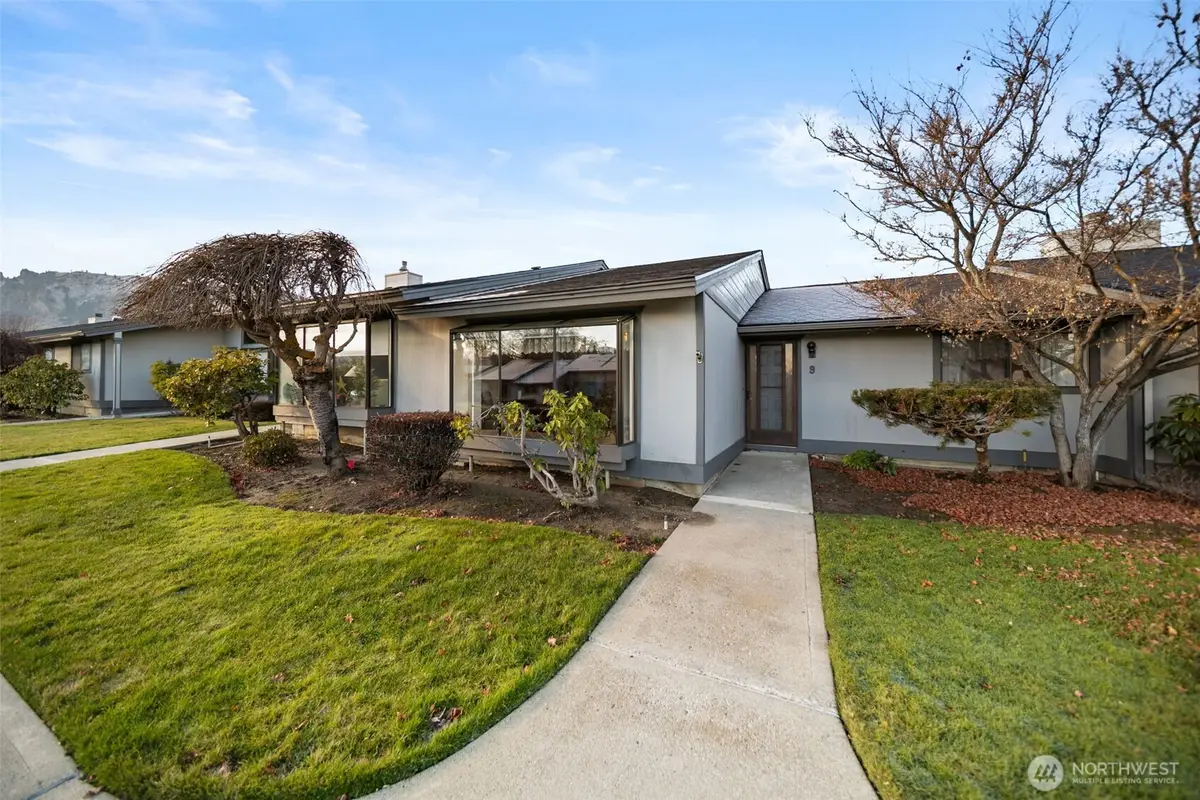 1310 Castlerock Avenue #9, Wenatchee, WA 98801 - Image #1