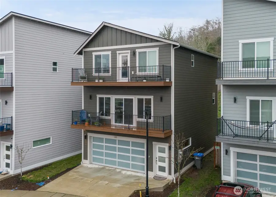 138 Blackfish Court, Bremerton, WA 98310 - Image #2