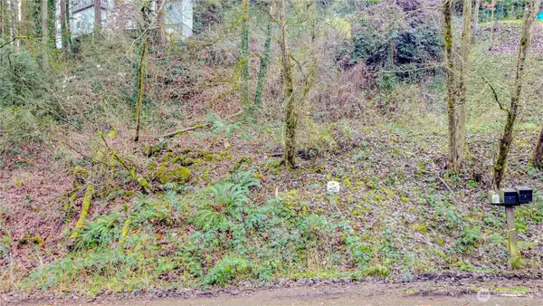 2415 NE 178th Street #13-14, Shoreline, WA 98155