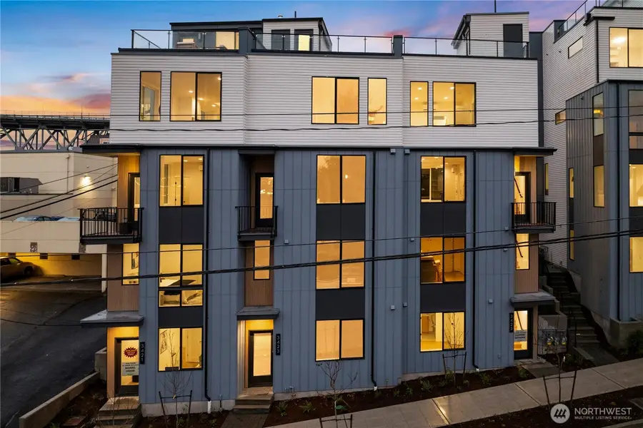 3425 Albion Place N, Seattle, WA 98103 - Image #2