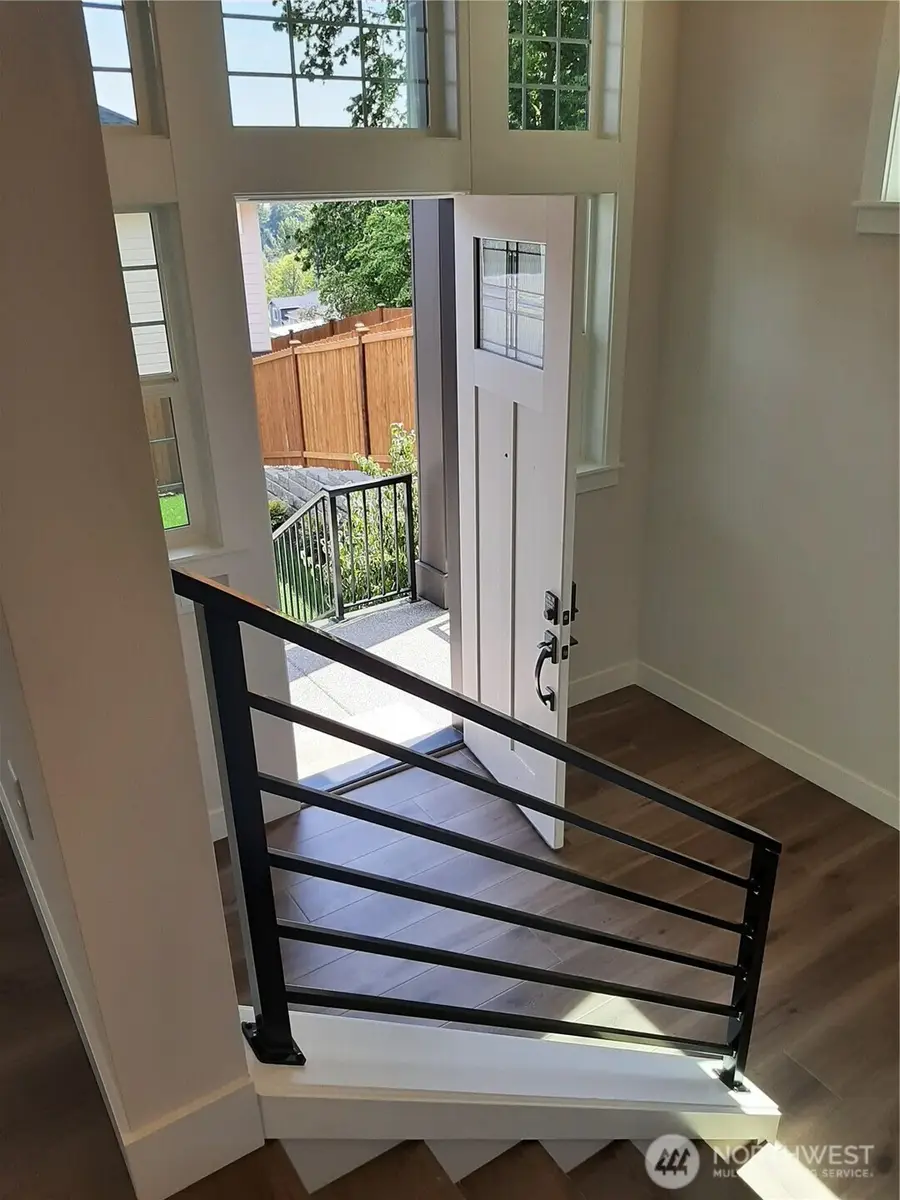 324 182nd Place Se, Bothell, WA 98012 - Image #3