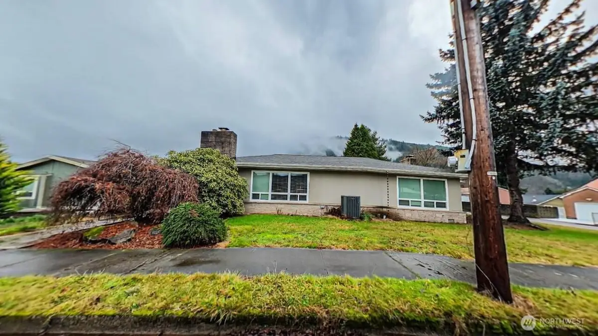 283 Division Avenue, Morton, WA 98356 - Image #1