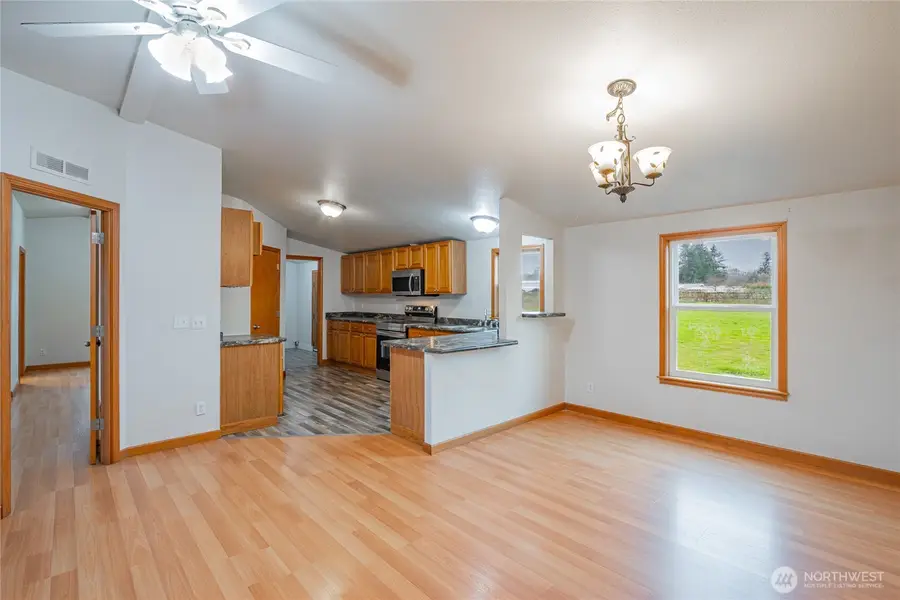 18231 Doris Lane Sw, Rochester, WA 98579 - Image #3