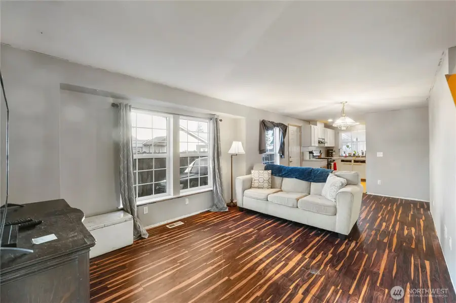 308 Longmire Street Nw, Yelm, WA 98597 - Image #3