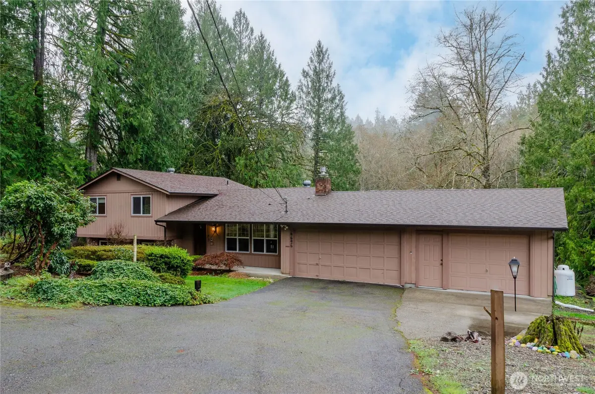 6696 Crest Drive Se, Port Orchard, WA 98367 - Image #1