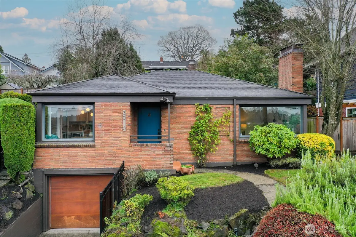 3010 12th Avenue W, Seattle, WA 98119 - Image #1