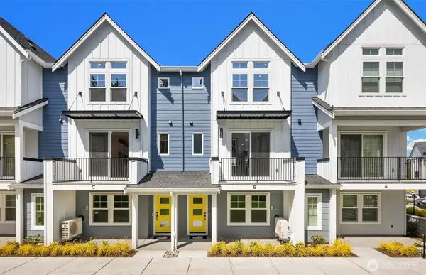 9014 NE 203rd Lane #B, Bothell, WA 98011