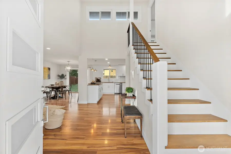 338 Charwila Lane, Enumclaw, WA 98022 - Image #3