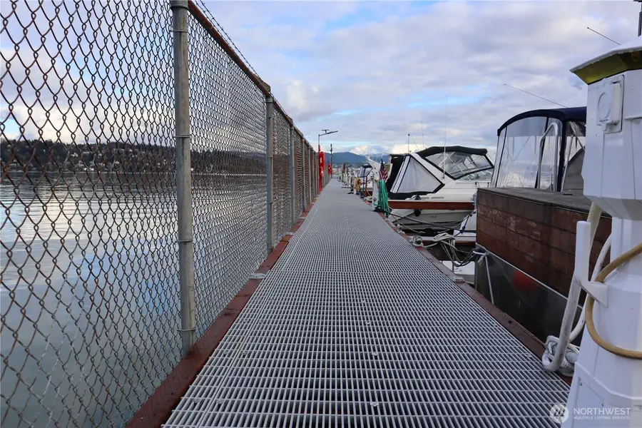 9050 Seward Park Avenue S #A12, Seattle, WA 98118 - Image #2