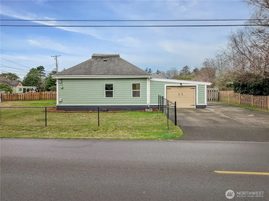 214 17th Street Ne, Long Beach, WA 98631 - Image #3