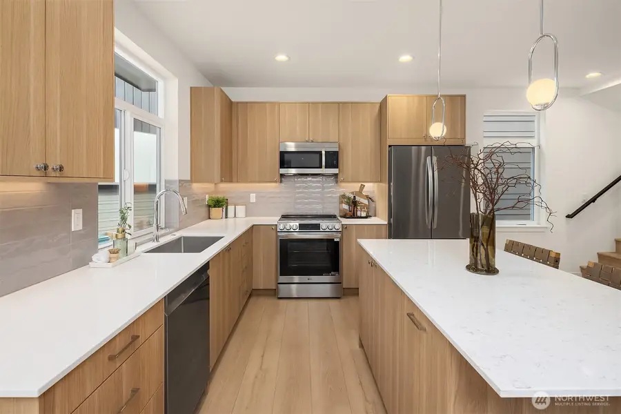 10815 11th Avenue Ne #B, Seattle, WA 98125 - Image #3