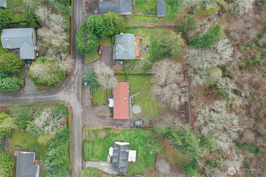 21503 Howard Avenue Ne, Kingston, WA 98346 - Image #3