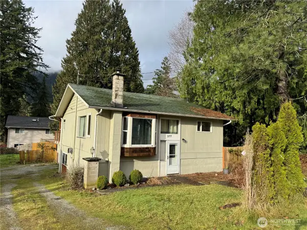 377 Lakeside Drive, Sedro Woolley, WA 98284