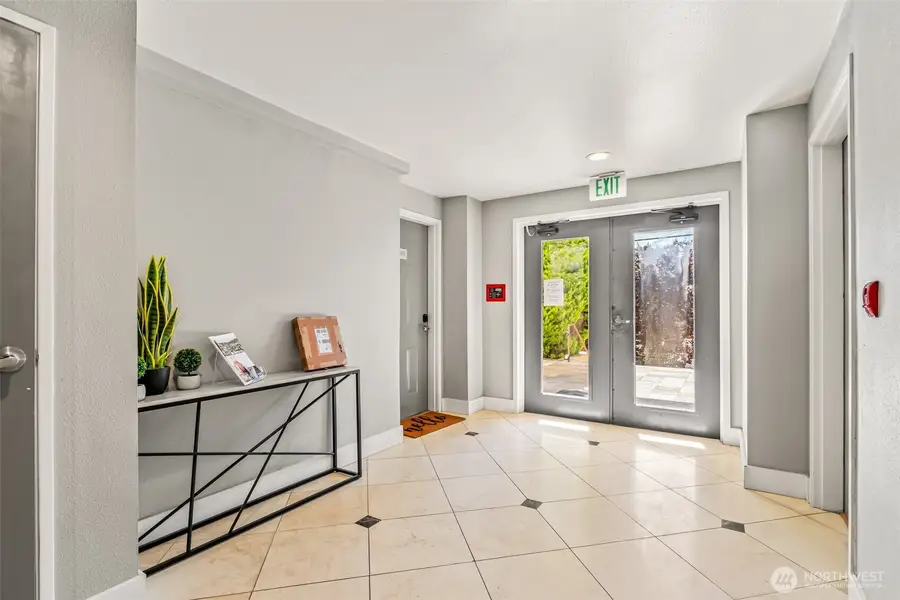 6960 California Avenue Sw #A106, Seattle, WA 98126 - Image #3