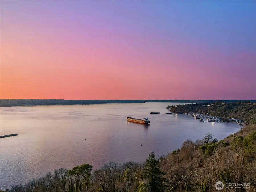 3340 Shorecliff Drive Ne, Tacoma, WA 98422 - Image #3