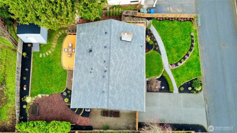 1629 171st Avenue Ne, Bellevue, WA 98008 - Image #2