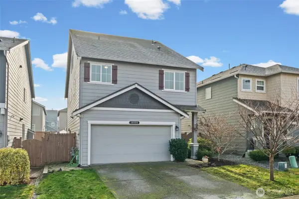10586 189th Street E, Puyallup, WA 98374