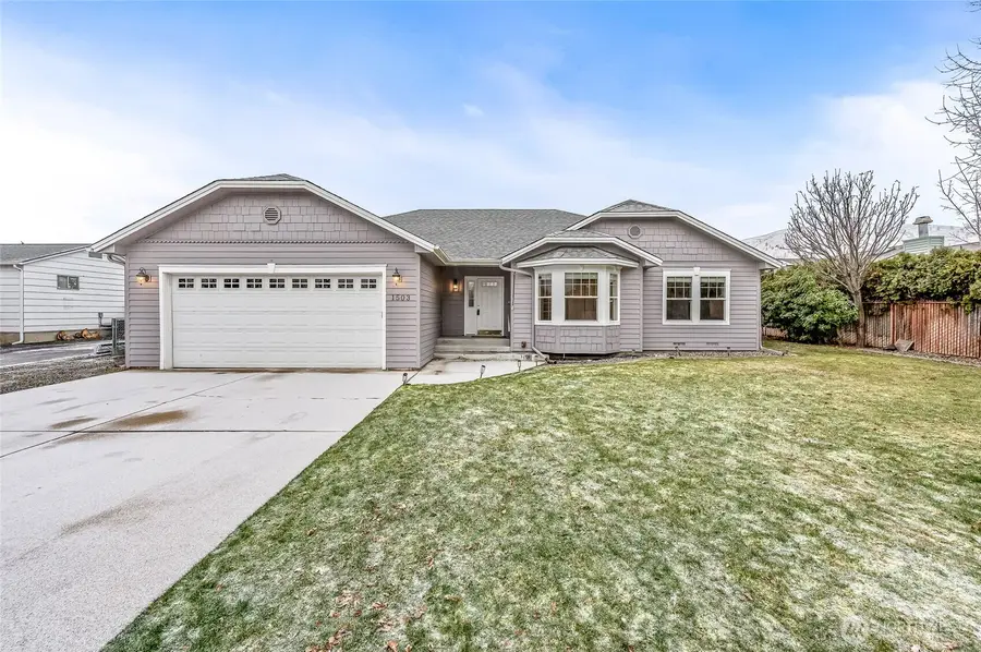 1503 Castlerock Avenue, Wenatchee, WA 98801 - Image #2
