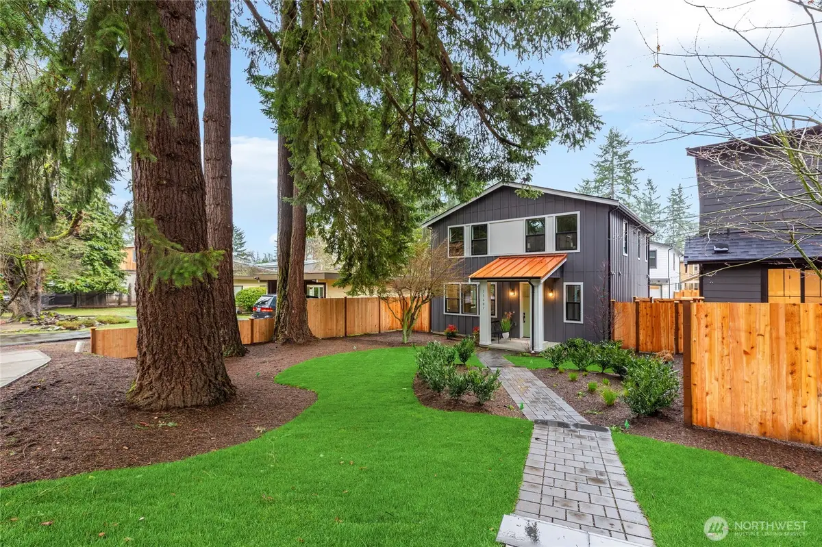 11607 NE 112th Street, Kirkland, WA 98033 - Image #1