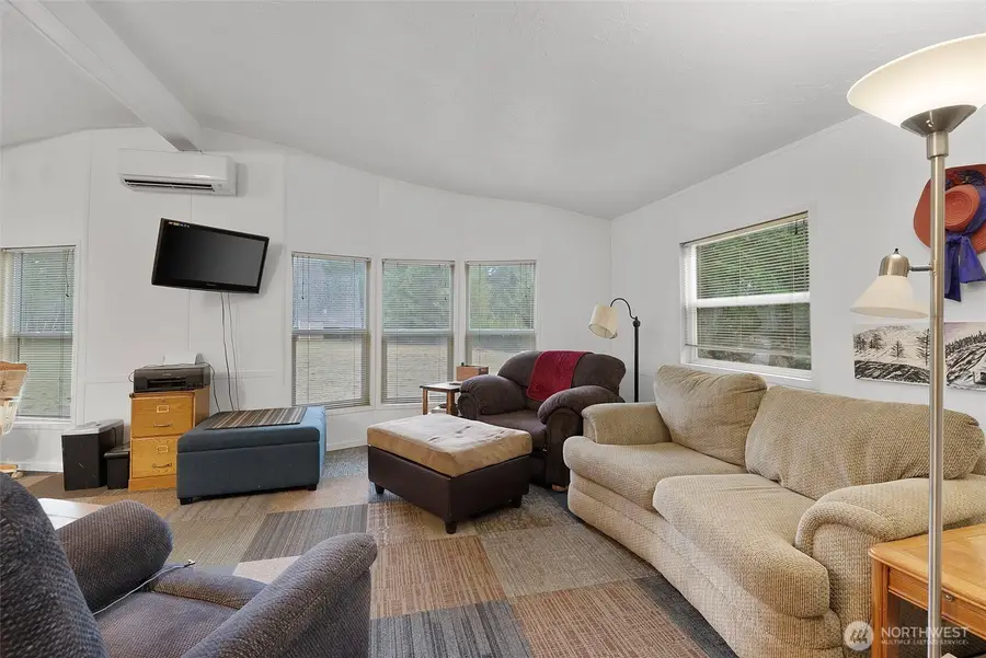 8546 Charmont Lane Sw, Olympia, WA 98512 - Image #3