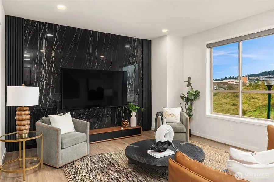 1363 8th Avenue Ne #7.1, Issaquah, WA 98029 - Image #2