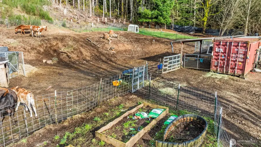 3762 W Cloquallum Road, Shelton, WA 98584 - #3