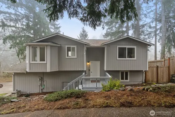 140 NE Rainier Place S, Belfair, WA 98528