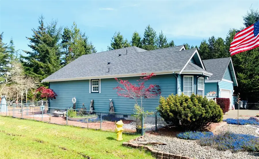 419 Lake West Loop Ne, Ocean Shores, WA 98569 - #2
